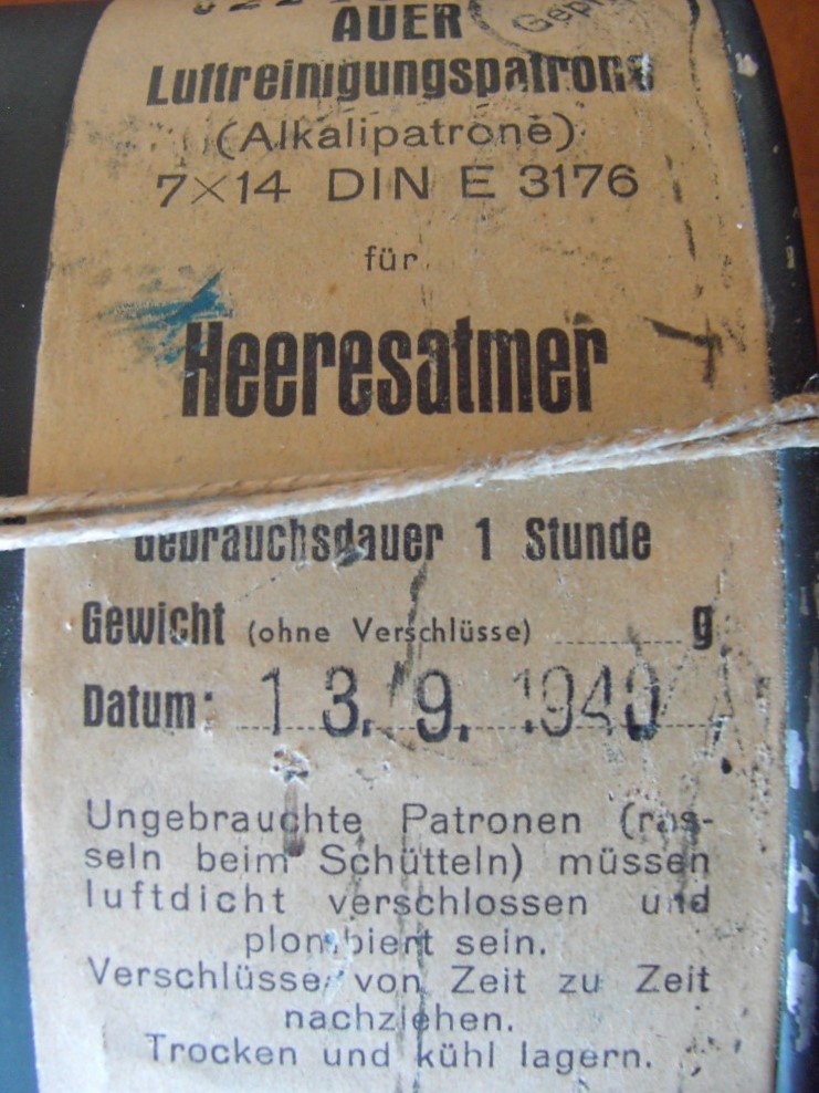 Photo Auer Luftreinigungspatrone für Heeresatmer 13.9.1940
