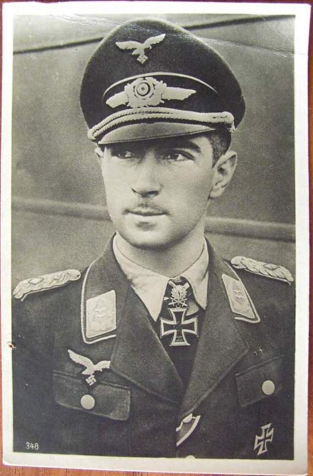 Photo Postcard : Kommodore Mölders +