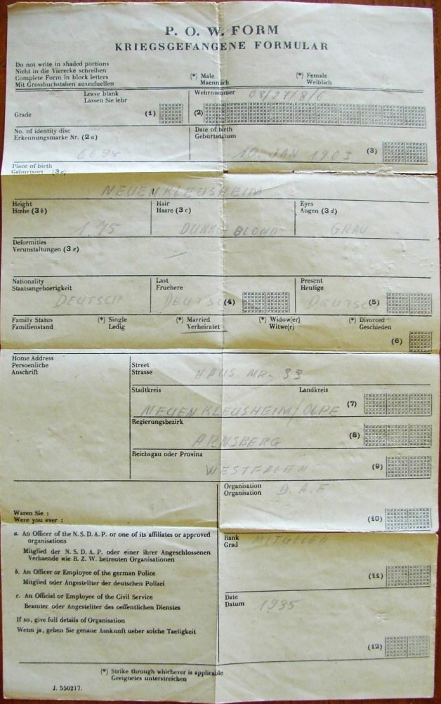 Photo POW Form - Kriegsgefange Formular - Mitglied DAF - Wehrnummer 03/27/8/6
