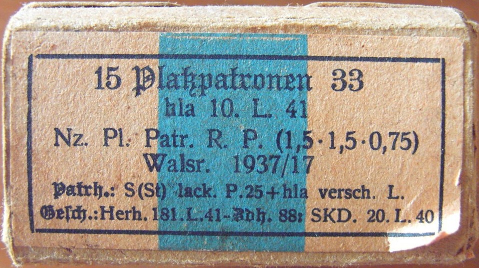 Photo Ammo box - 15 Platzpatronen 33 - hla 10. L. 41 - EMPTY!