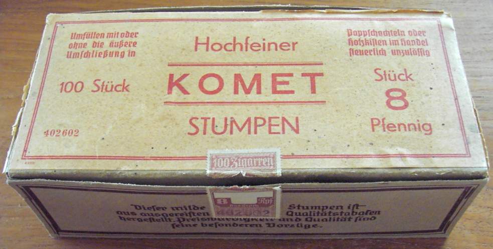 Photo Cardboard cigar box ‘KOMET STUMPEN’ - almost empty - opened