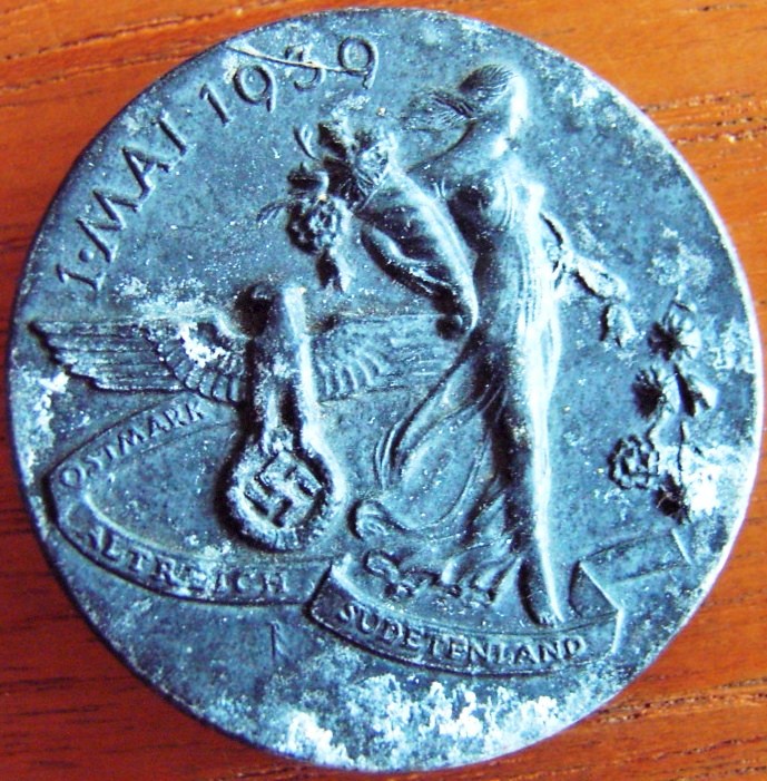 Photo 1. Mai 1939 - Ostmark, Altreich, Sudetenland - Manufacturer : Rudolf Freund - Solingen