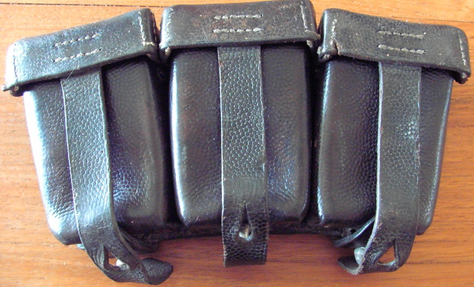 Photo German ammunition pouch K98k - Breslau 1937