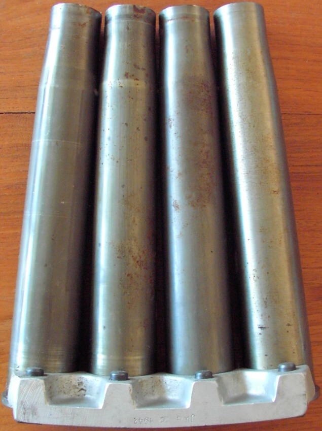 Photo 4 cm Bofors on clip - Kriegsmarine