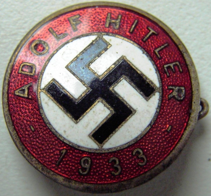 Photo Party badge - Adolf Hitler 1933 - Ges.Gesch. - RZM - Original?