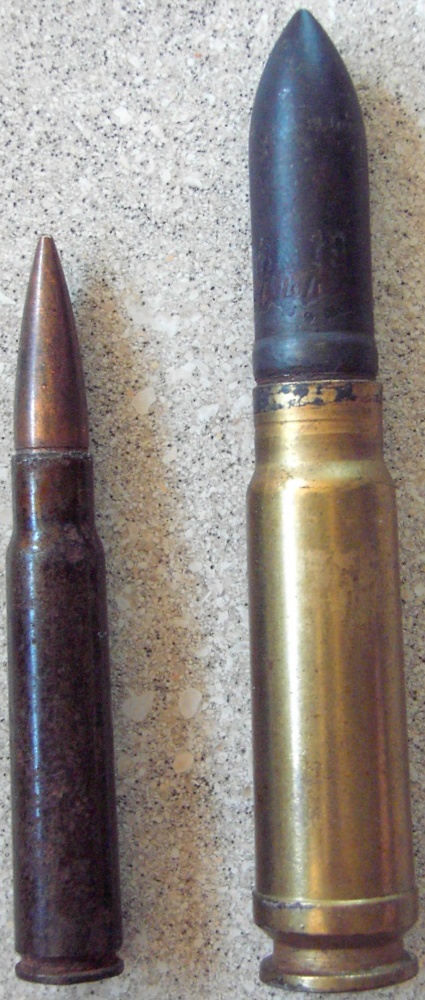 Photo MG151/20 Armour Piercing Incendiary round - Projectile : nhr199/44 - Case bottom : am 342 44