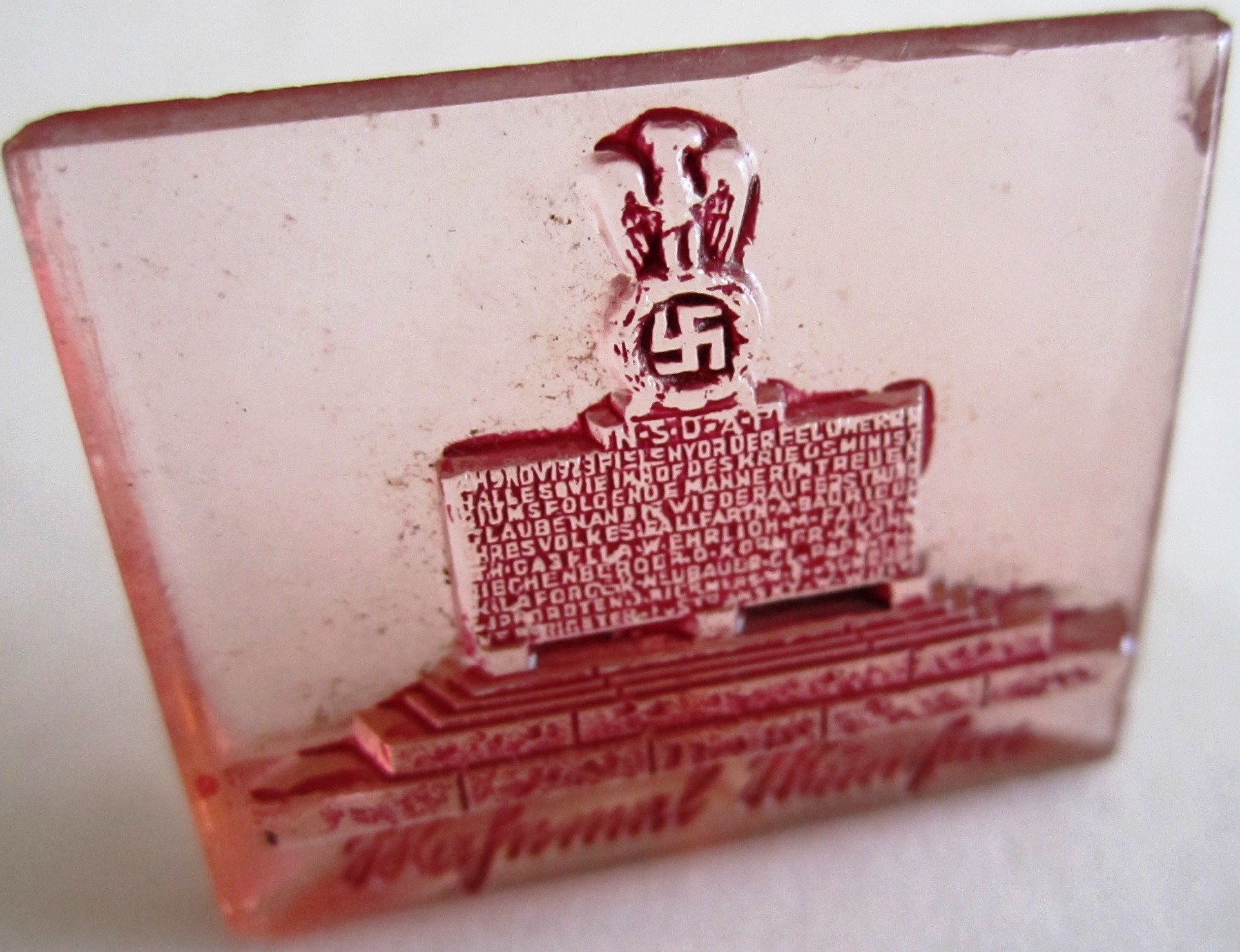 Photo WHW Glass figures - buildings - 1942