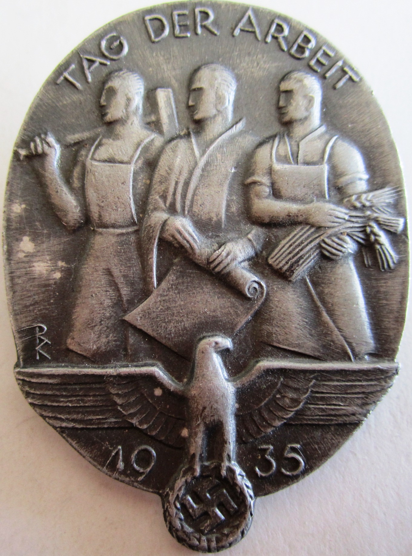 Photo Tag der Arbeit - 1935 - Manufacturer : Paul Schulze & Co - Lübeck