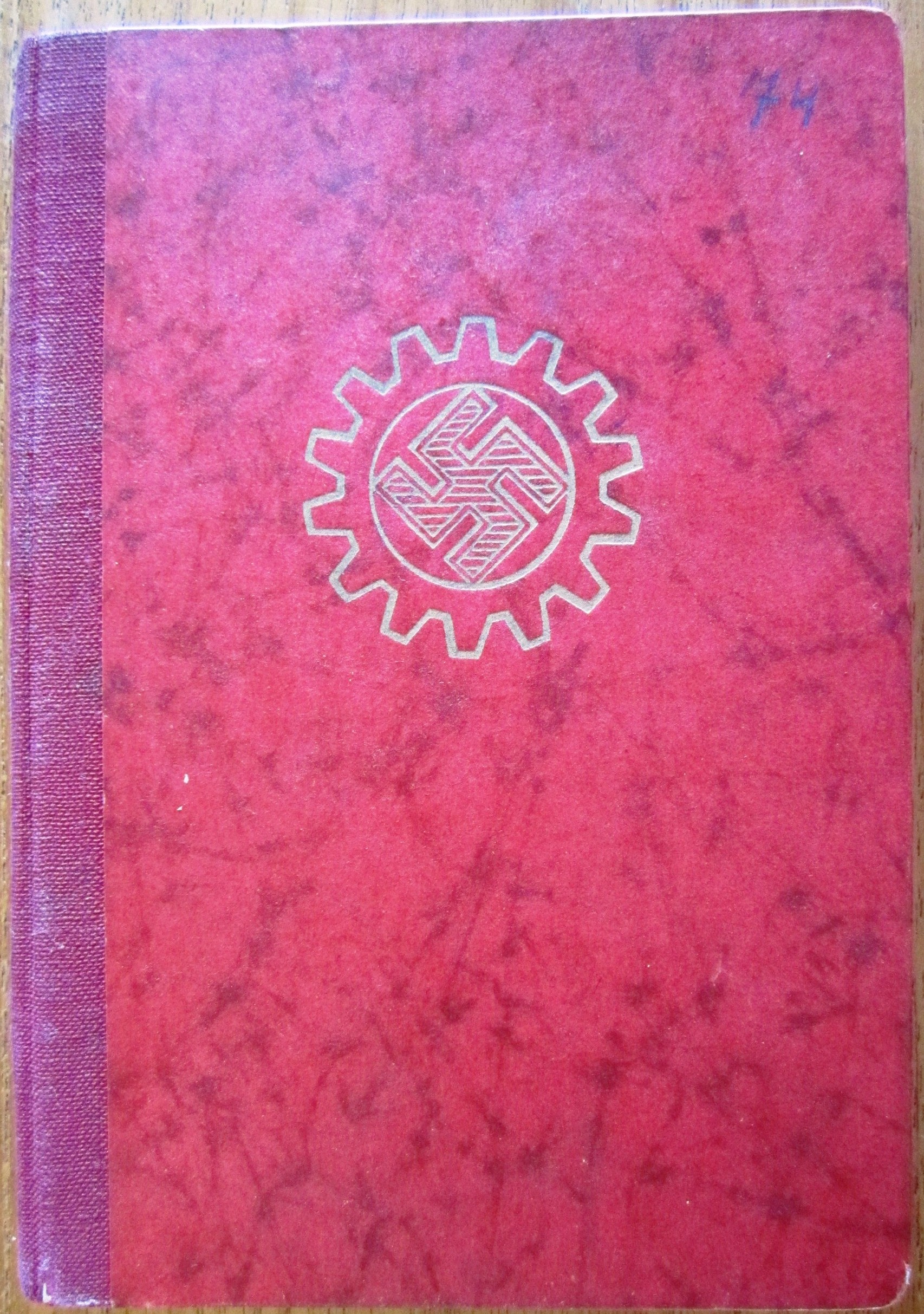 Photo DAF Mitgliedsbuch - Gustav Wacker + POW Form - Kriegsgefangene Formular