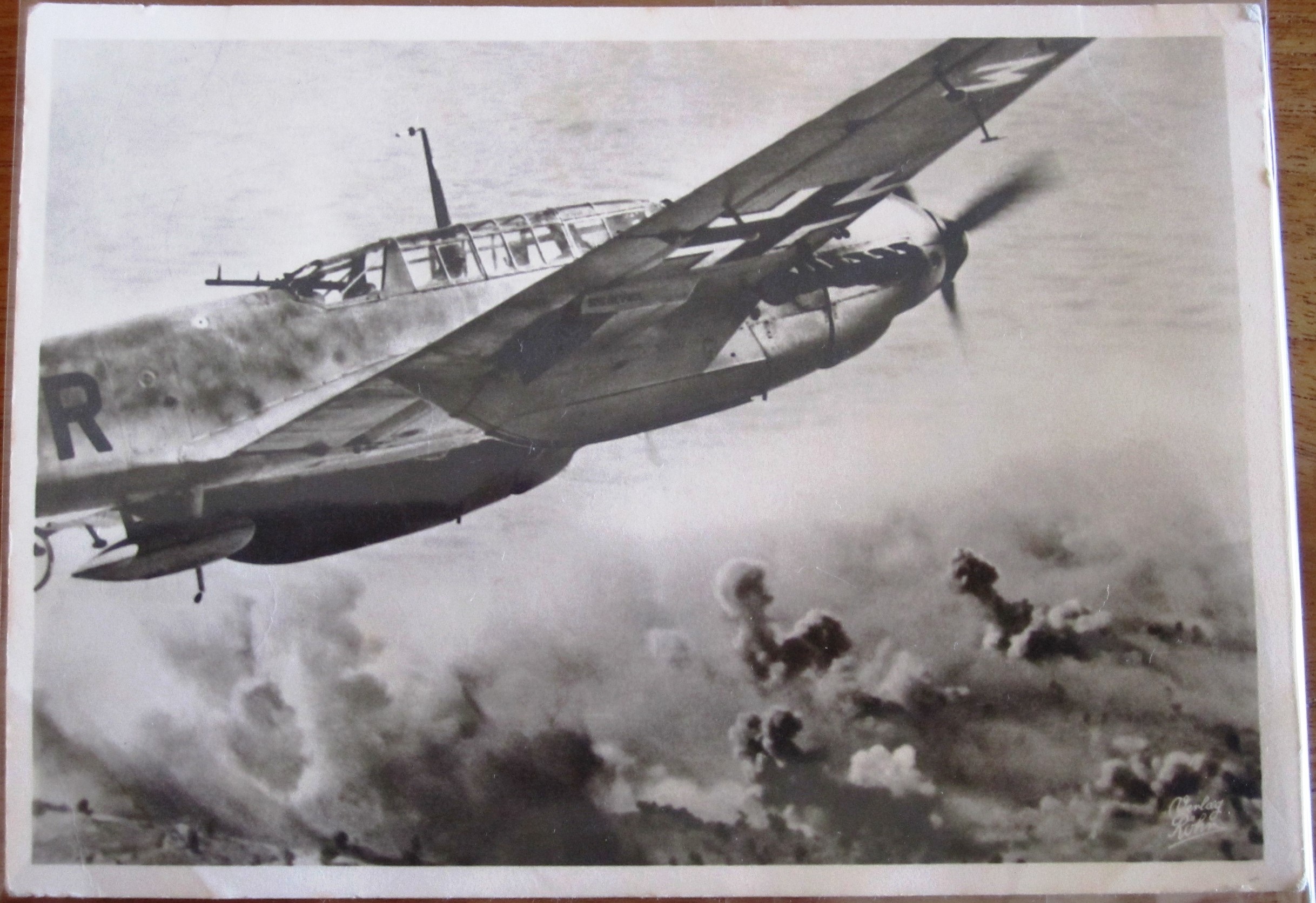 Photo Postcard : Zerstörer Me 110 im Tiefangriff - Verlag Röhr, Magdeburg - Nr. 3631