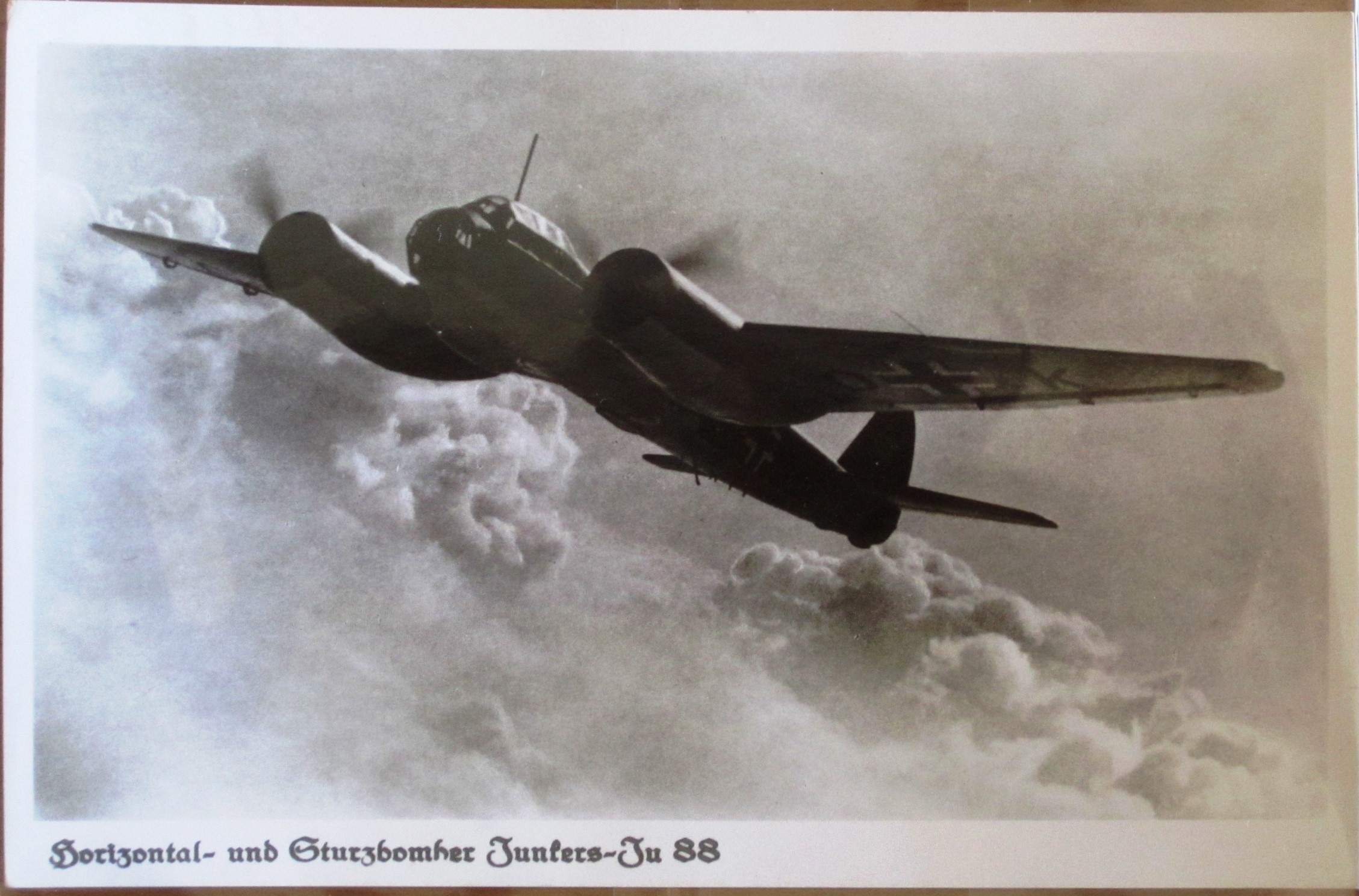 Photo Postcard : Horizontal- und Sturzbomber Junkers Ju 88