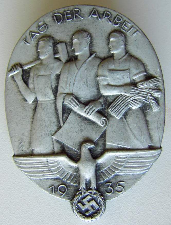 Photo 1. Mai 1935 - brooche - Manufacturer: OSSENBERG - ENGELS / ISERLOHN l/w.