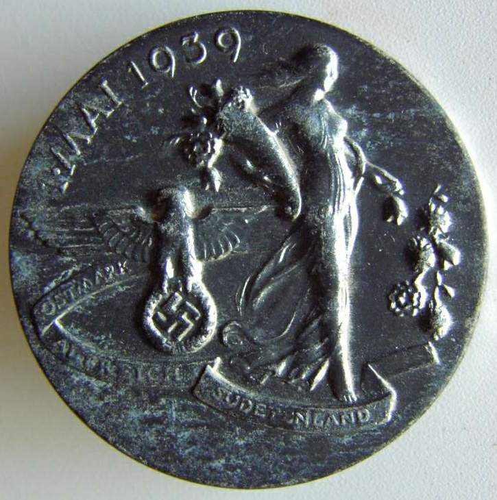 Photo 1. Mai 1939 - brooche - Manufacturer: FORSTER & GRAF - SCHWÄB. GMÜND