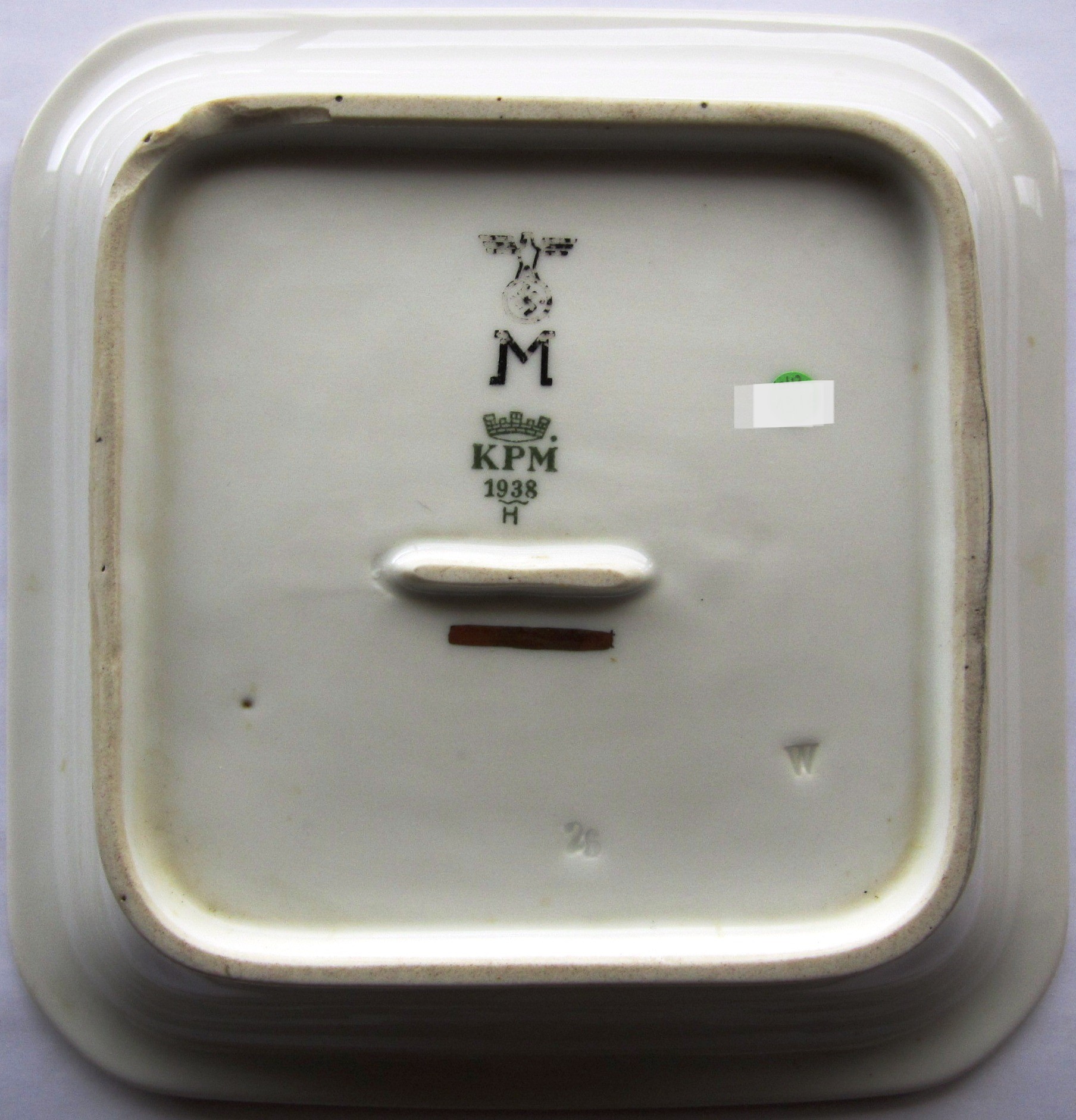 Photo Square bowl - KPM 1938 H - Example of fake Kriegsmarine stamp!