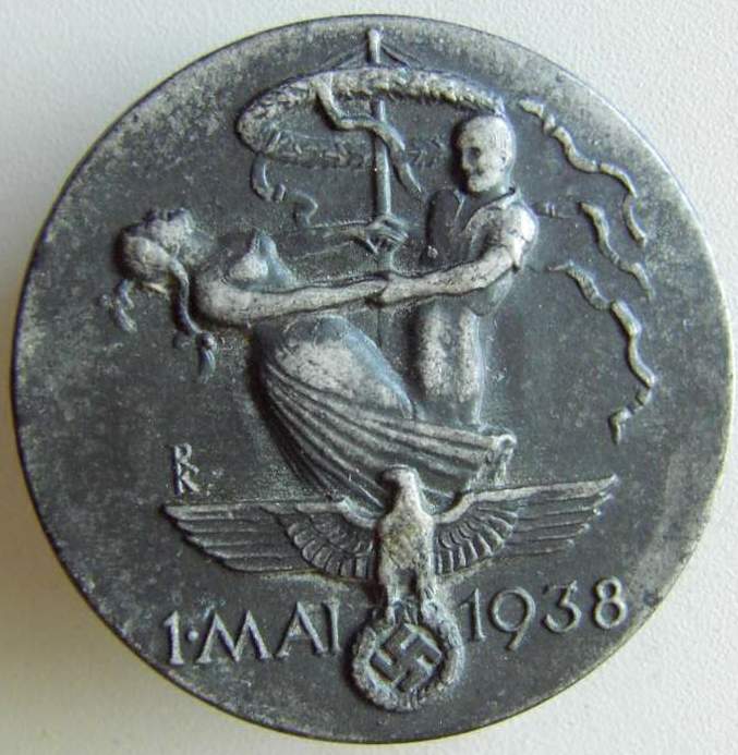 Photo 1. Mai 1938 - brooche - Manufacturer: SCHNEIDER - PADERBORN