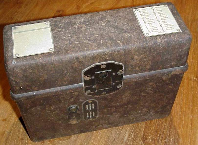 Photo Feldtelefon with battery